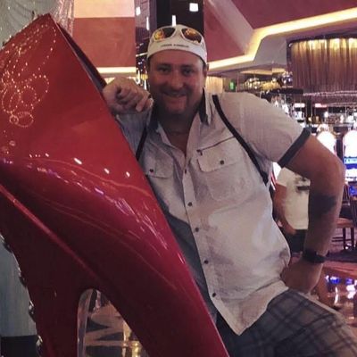 Billy, 49