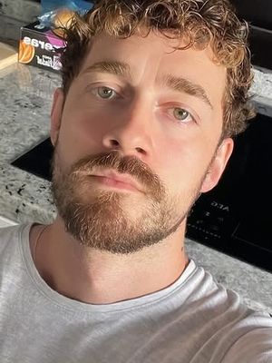Oliver Smith, 45