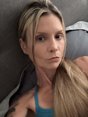 Vanessa, 40