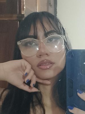 Ana, 19
