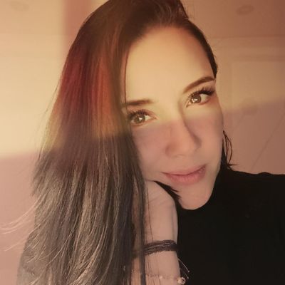 Pilar, 54