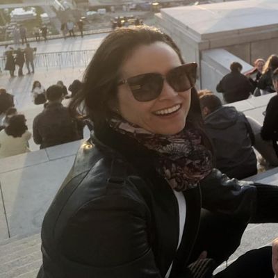 Liliana, 45