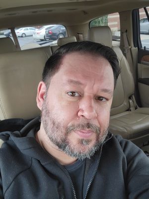 Noel, 44