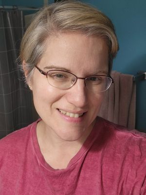Ellen, 48
