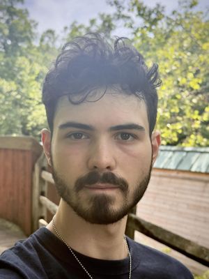 Eli, 20