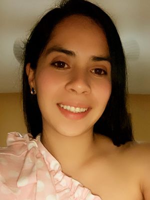 Sandra, 38