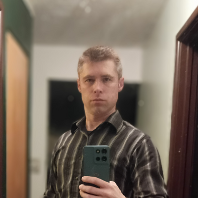 Marcus, 39