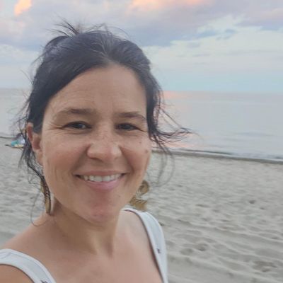 Jenna, 41