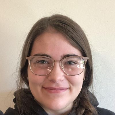 Emily, 21