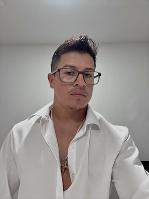 Henry, 33