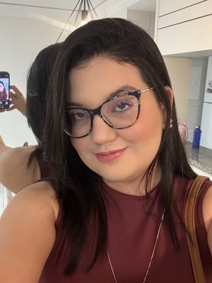 Laise, 28