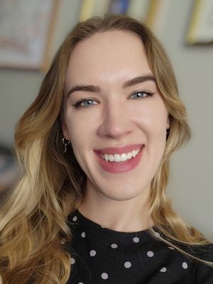 Natalie, 31