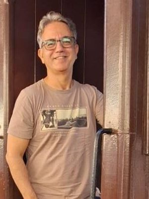 Henrique, 53