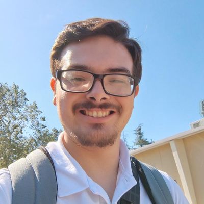 Eduardo, 21