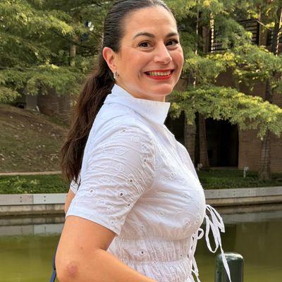 Dalia, 48