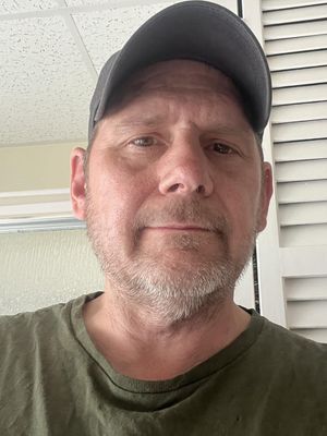 Thomas, 51
