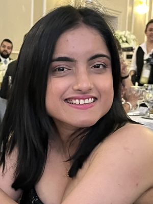 Inessa, 32