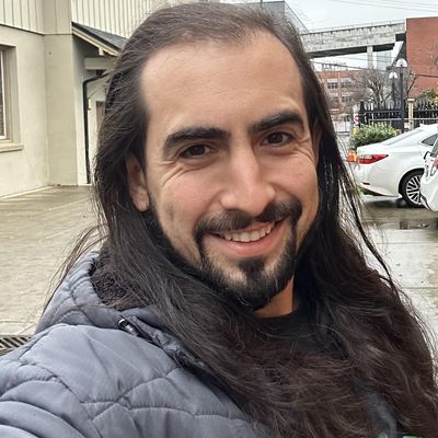 Tyler, 33
