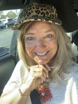 Pamela Sue, 59