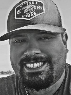Paulino, 28
