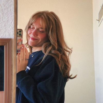 Kiersten, 25