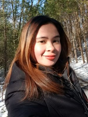 Roxie, 37