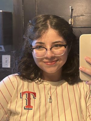 Raquel, 26