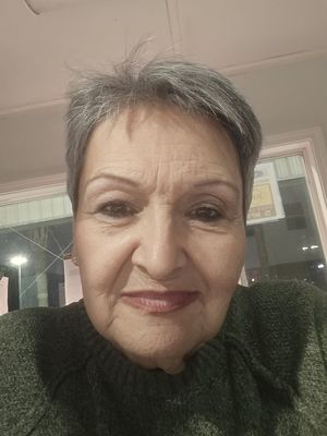 Mona, 71