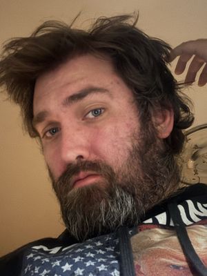 Chris, 34