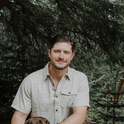 Andrew, 28