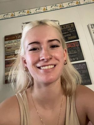 Katy, 19
