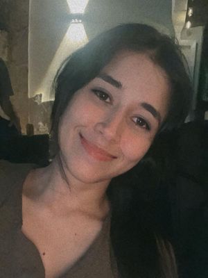 Angie, 28