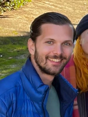 Peter, 25