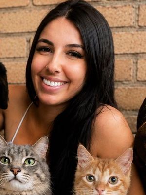 Maria Eduarda, 21