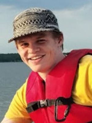 Thomas, 26