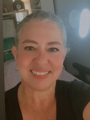Luzmary, 51