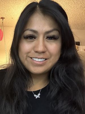 Lucero, 34