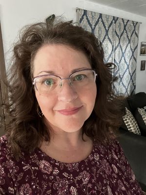 Suzanne, 56