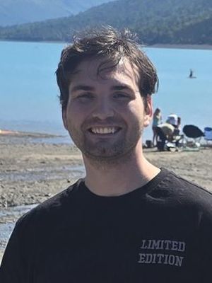 Sebastian, 23