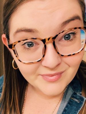 Kaitlyn, 31