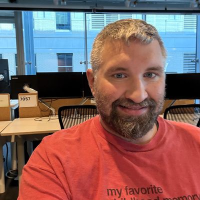 Dan, 40