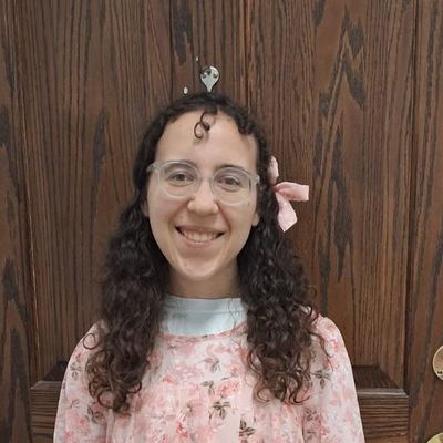 Madeline, 28