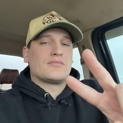Colton, 32