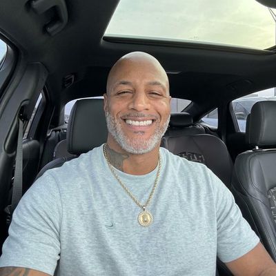 Gabriel, 50