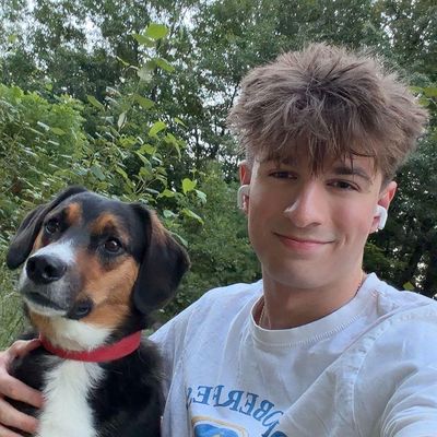 Oliver, 19