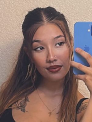Kimberly, 25