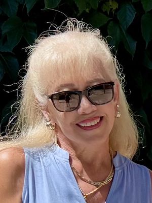Nydia, 66