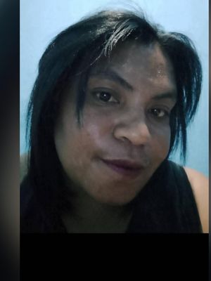 Lydia, 37
