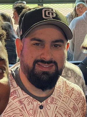 Felipe, 39