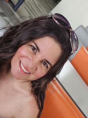 Mariella, 55